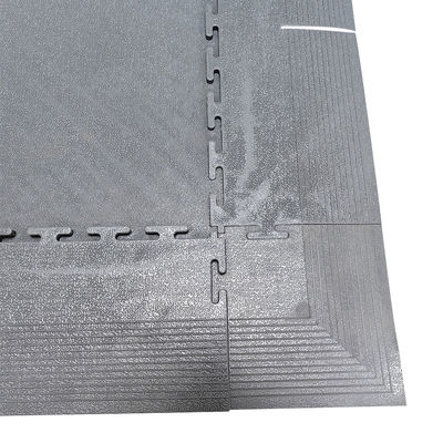 ESD PVC Floor Tile Interlocking ESD Floor Mat แอนติสตาติก โต๊ะพื้นสําหรับอุตสาหกรรม