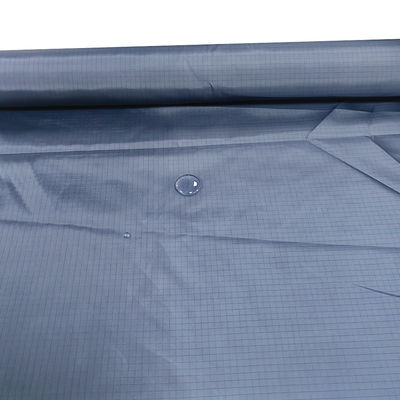 CLEANROOM ESD แอนติสตาติก 98% โพลิเอสเตอร์ + 2% สายไฟฟ้านําน้ํา ผ้ากันน้ําสําหรับผ้า ESD