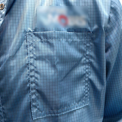 เสื้อเกม ESD ที่กันสติกด้วยรัดรัดลวด ซีปเปอร์ขาว
