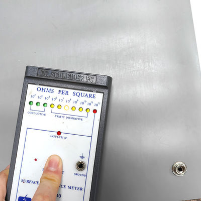 ESD สีเทา PVC โต๊ะ Mat แอนติสตาติก Mat กับปุ่มสําหรับพื้นที่ Antistatic